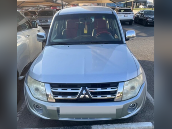 Mitsubishi Pajero 3.5 2014 Automatic 253,000 Km 6 Cylinder Four Wheel Drive (4WD) SUV Silver