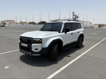 Toyota Prado Adventure 2025 Automatic 14,000 Km 4 Cylinder Four Wheel Drive (4WD) SUV Pearl