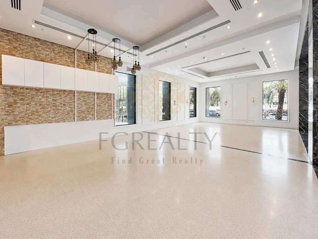 Commercial Shops - Not Furnished  For Rent  - Doha  - West Bay