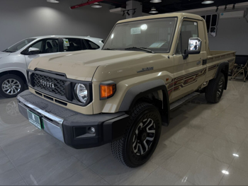 Toyota Land Cruiser LX 2025 Manual 0 Km 6 Cylinder Four Wheel Drive (4WD) Pick Up Beige With Warranty