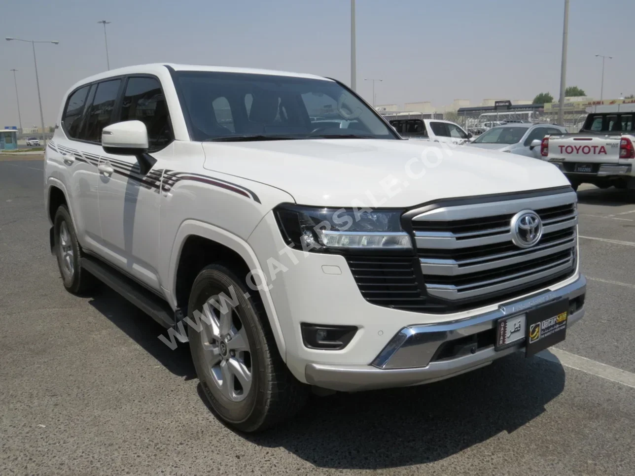 Toyota  Land Cruiser  GXR  2022  Automatic  194,000 Km  6 Cylinder  Four Wheel Drive (4WD)  SUV  White