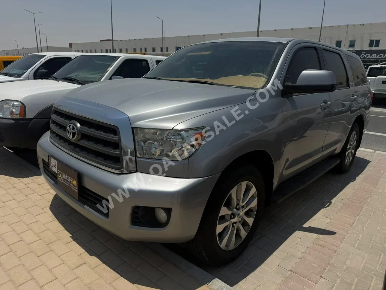 تويوتا  سكويا  اس ار 5  2016  اوتوماتيك  340,000 كم  8 سلندر  دفع رباعي  اس يو في  فضي