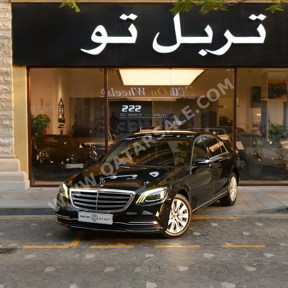 مرسيدس - بنز  اس - كلاس  450  2020  اوتوماتيك  77,300 كم  6 سلندر  دفع خلفي  سيدان  أسود