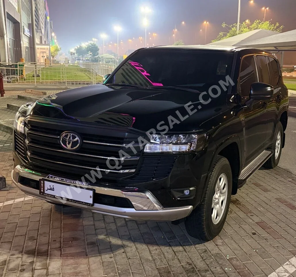 Toyota Land Cruiser GX 2025 Automatic 28,000 Km 6 Cylinder Four Wheel Drive (4WD) SUV Black With Warranty