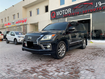 Lexus  LX  570 S  2014  Automatic  259,000 Km  8 Cylinder  Four Wheel Drive (4WD)  SUV  Black