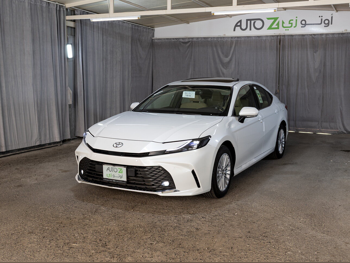 Toyota  Camry  LE  2026  Automatic  0 Km  4 Cylinder  Front Wheel Drive (FWD)  Sedan  White  With Warranty