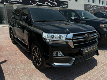 Toyota  Land Cruiser  VXR  2020  Automatic  218,000 Km  8 Cylinder  Four Wheel Drive (4WD)  SUV  Black