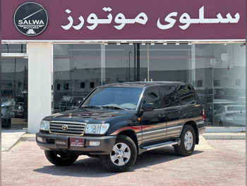 تويوتا  لاند كروزر  جي اكس ار  2003  اوتوماتيك  367,000 كم  6 سلندر  دفع رباعي  اس يو في  أسود