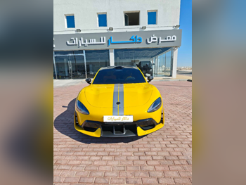 شاومي  اس يو 7  الترا  2025  اوتوماتيك  2,000 كم  0 سلندر  دفع كلي مستمر  سيدان  أصفر
