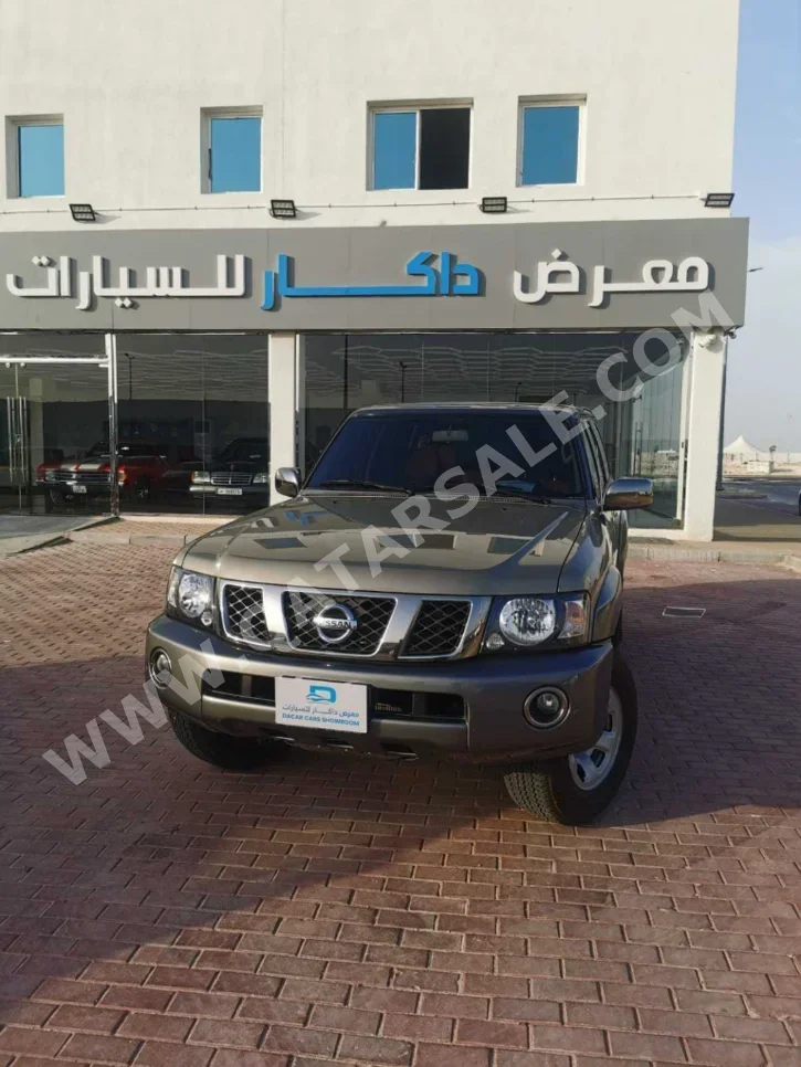 Nissan  Patrol  Super Safari  2021  Automatic  85,000 Km  6 Cylinder  Four Wheel Drive (4WD)  SUV  Gold