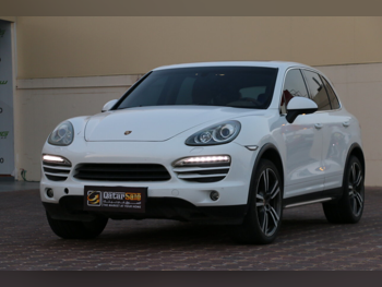 Porsche  Cayenne  2012  Automatic  154,000 Km  6 Cylinder  Four Wheel Drive (4WD)  SUV  White