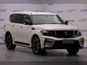 نيسان  باترول  نسمو  2017  اوتوماتيك  218,000 كم  8 سلندر  دفع رباعي  اس يو في  أبيض لؤلؤي