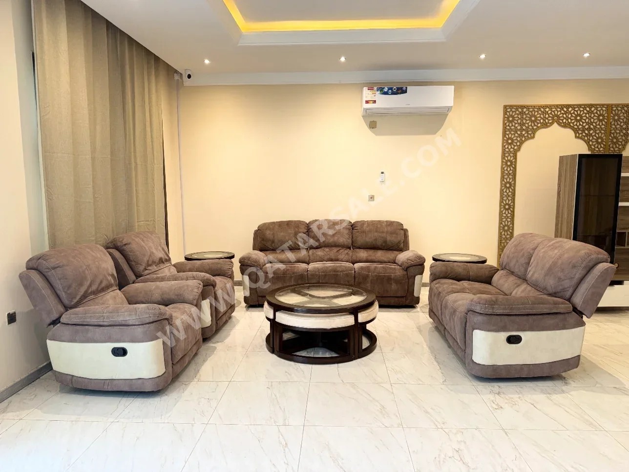 الأرائك والكنب والكراسي هوم سينتر  طقم كنب