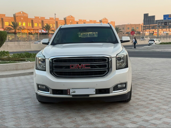 GMC  Yukon  XL  2015  Automatic  240,000 Km  8 Cylinder  Rear Wheel Drive (RWD)  SUV  White