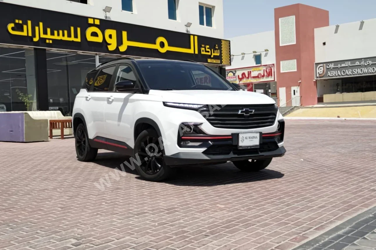 Chevrolet  Captiva  Premier  2025  Automatic  23,000 Km  4 Cylinder  Four Wheel Drive (4WD)  SUV  White  With Warranty