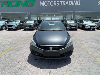Suzuki  Ciaz  2023  Automatic  86,000 Km  4 Cylinder  Front Wheel Drive (FWD)  Sedan  Gray