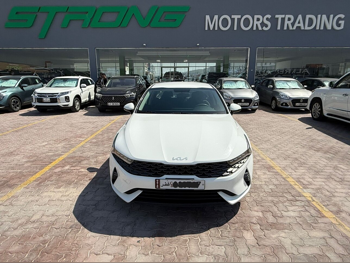 Kia  K5  2023  Automatic  85,000 Km  4 Cylinder  Front Wheel Drive (FWD)  Sedan  White