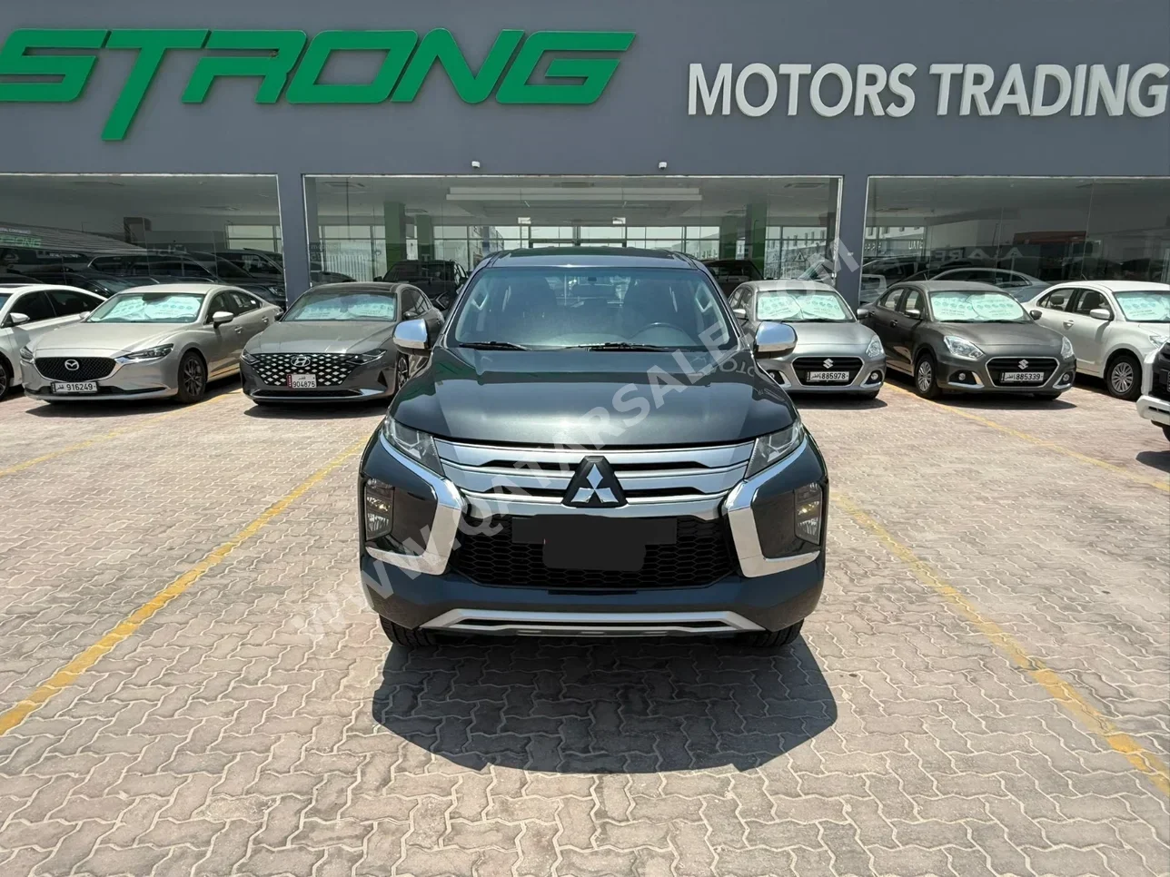 Mitsubishi  Pajero  Montero Sport  2023  Automatic  90,000 Km  6 Cylinder  Four Wheel Drive (4WD)  SUV  Gray