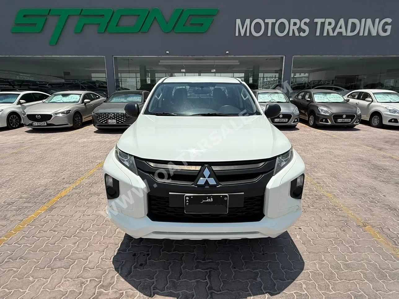 Mitsubishi  L 200  Diesel  2023  Manual  163,000 Km  4 Cylinder  Four Wheel Drive (4WD)  Pick Up  White
