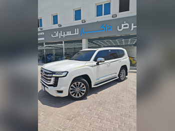 تويوتا  لاند كروزر  في اكس ار توين توربو  2024  اوتوماتيك  60,000 كم  6 سلندر  دفع رباعي  اس يو في  أبيض  تحت الضمان