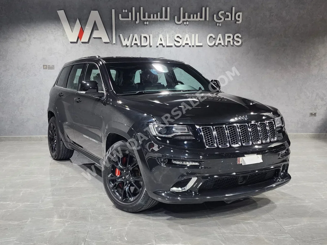 Jeep  Grand Cherokee  SRT  2014  Automatic  184,000 Km  8 Cylinder  Four Wheel Drive (4WD)  SUV  Black