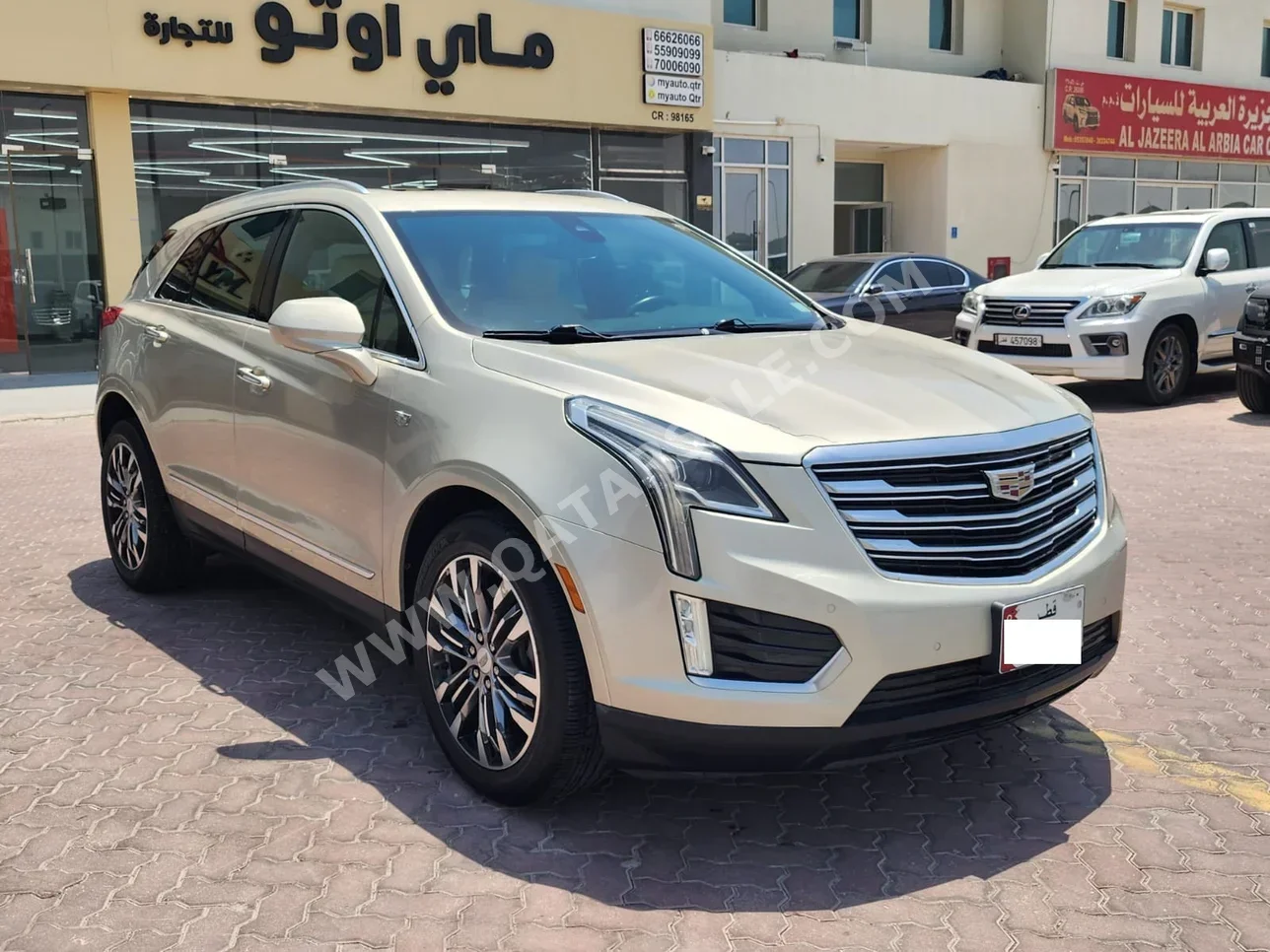 Cadillac  XT5  2017  Automatic  103,000 Km  6 Cylinder  Four Wheel Drive (4WD)  SUV  Gold
