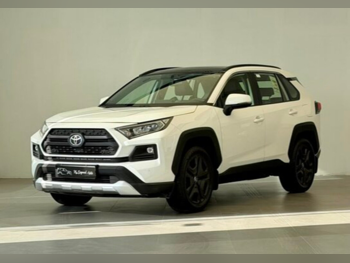 Toyota  Rav 4  2024  Automatic  41,000 Km  4 Cylinder  Four Wheel Drive (4WD)  SUV  White