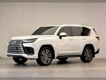 Lexus  LX  600  2023  Automatic  77,000 Km  6 Cylinder  Four Wheel Drive (4WD)  SUV  White  With Warranty