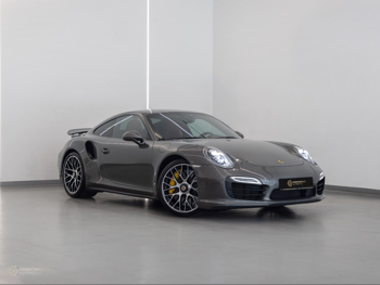 بورش  911  توربو اس  2014  اوتوماتيك  40,450 كم  6 سلندر  دفع كلي مستمر  كوبيه \ سبورت  رمادي