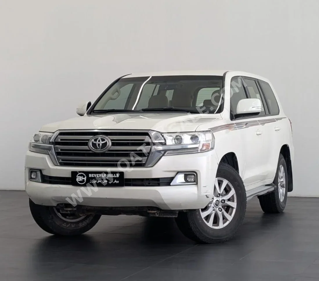 Toyota  Land Cruiser  GXR  2021  Automatic  117,292 Km  6 Cylinder  Four Wheel Drive (4WD)  SUV  White