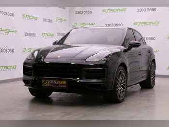 Porsche  Cayenne  GTS Coupé  2021  Automatic  62,000 Km  8 Cylinder  Four Wheel Drive (4WD)  SUV  Black  With Warranty