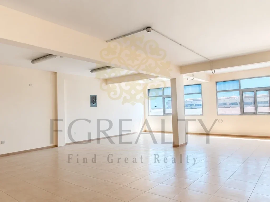 Commercial Offices - Semi Furnished  - Al Rayyan  - Industrial Area