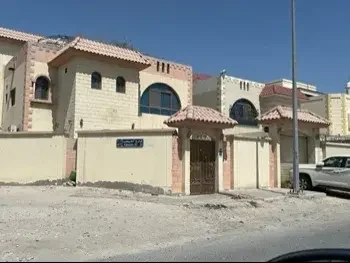 Labour Camp Family Residential  - Not Furnished  - Doha  - Al Sadd  - 7 Bedrooms