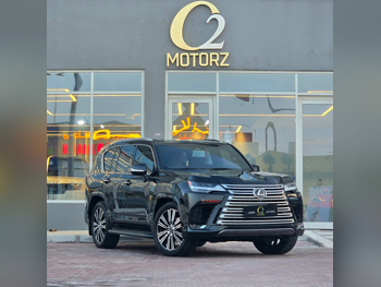Lexus  LX  600 Luxury  2025  Automatic  36,000 Km  6 Cylinder  Four Wheel Drive (4WD)  SUV  Black  With Warranty