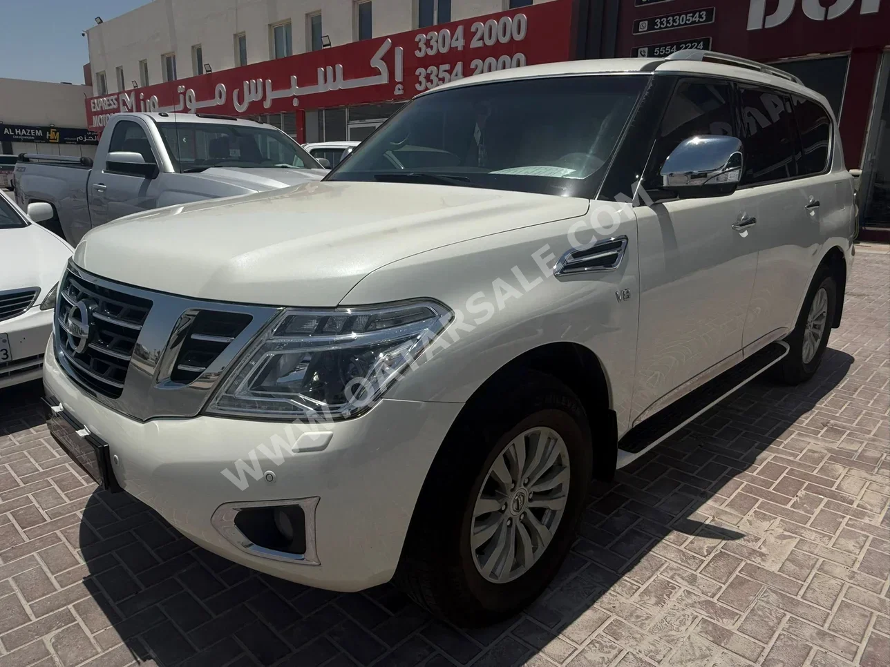 Nissan  Patrol  SE  2016  Automatic  194,000 Km  8 Cylinder  Four Wheel Drive (4WD)  SUV  White