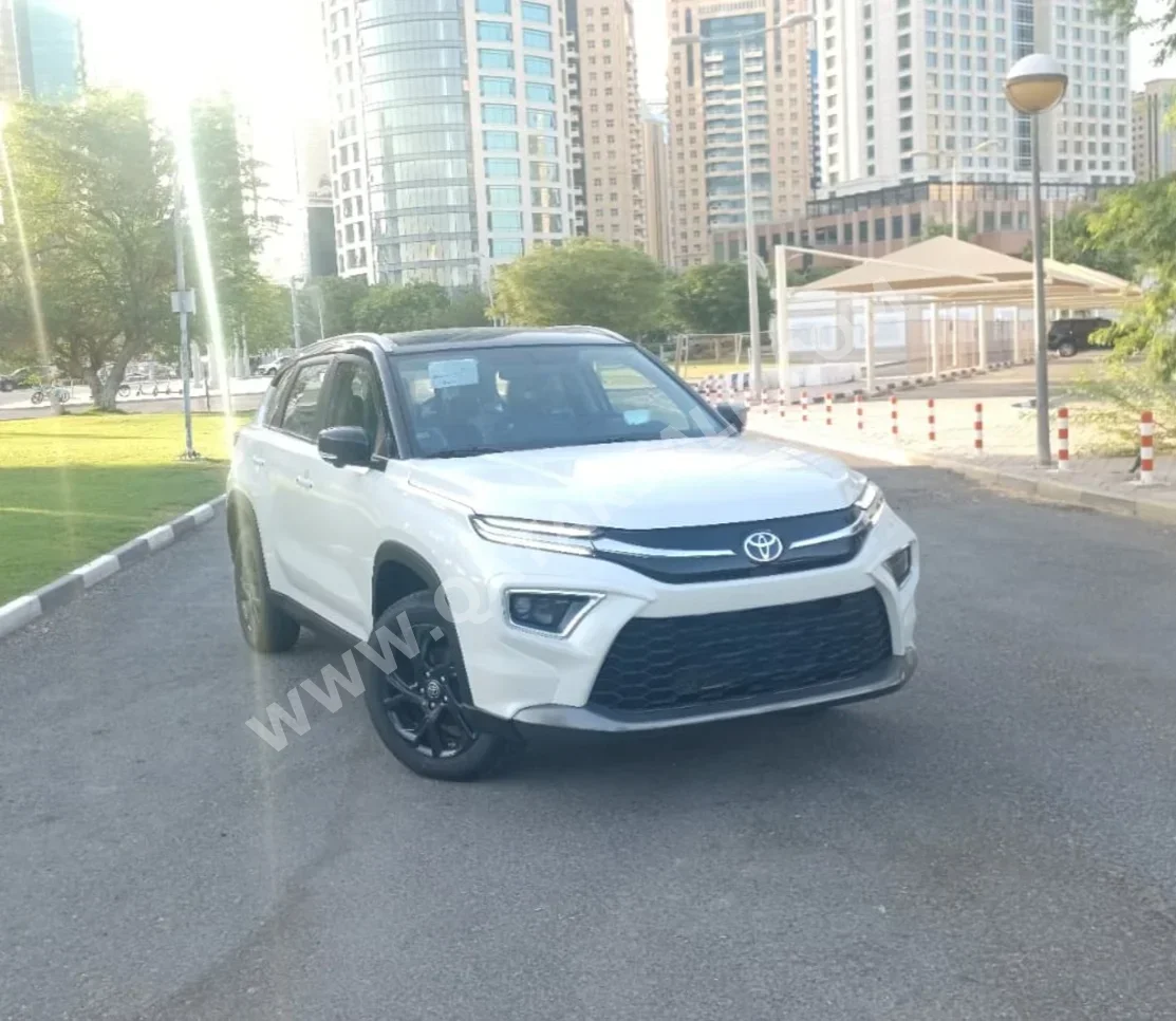 Toyota  Urban Cruiser  2026  Automatic  0 Km  4 Cylinder  Front Wheel Drive (FWD)  SUV  White  With Warranty