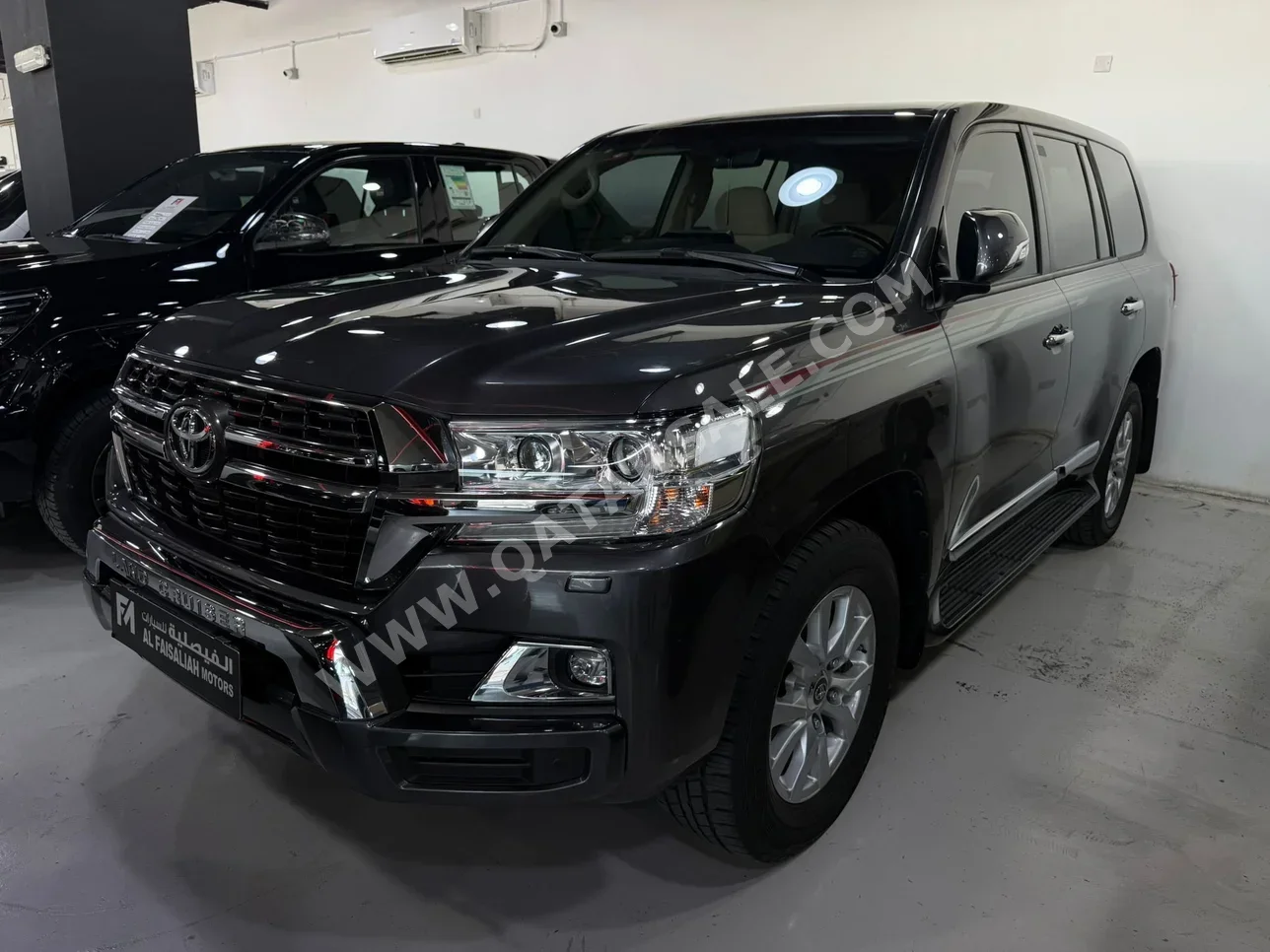 Toyota  Land Cruiser  GXR  2021  Automatic  138,000 Km  8 Cylinder  Four Wheel Drive (4WD)  SUV  Gray