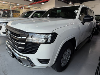 Toyota  Land Cruiser  GX  2024  Automatic  58,000 Km  6 Cylinder  Four Wheel Drive (4WD)  SUV  White  With Warranty