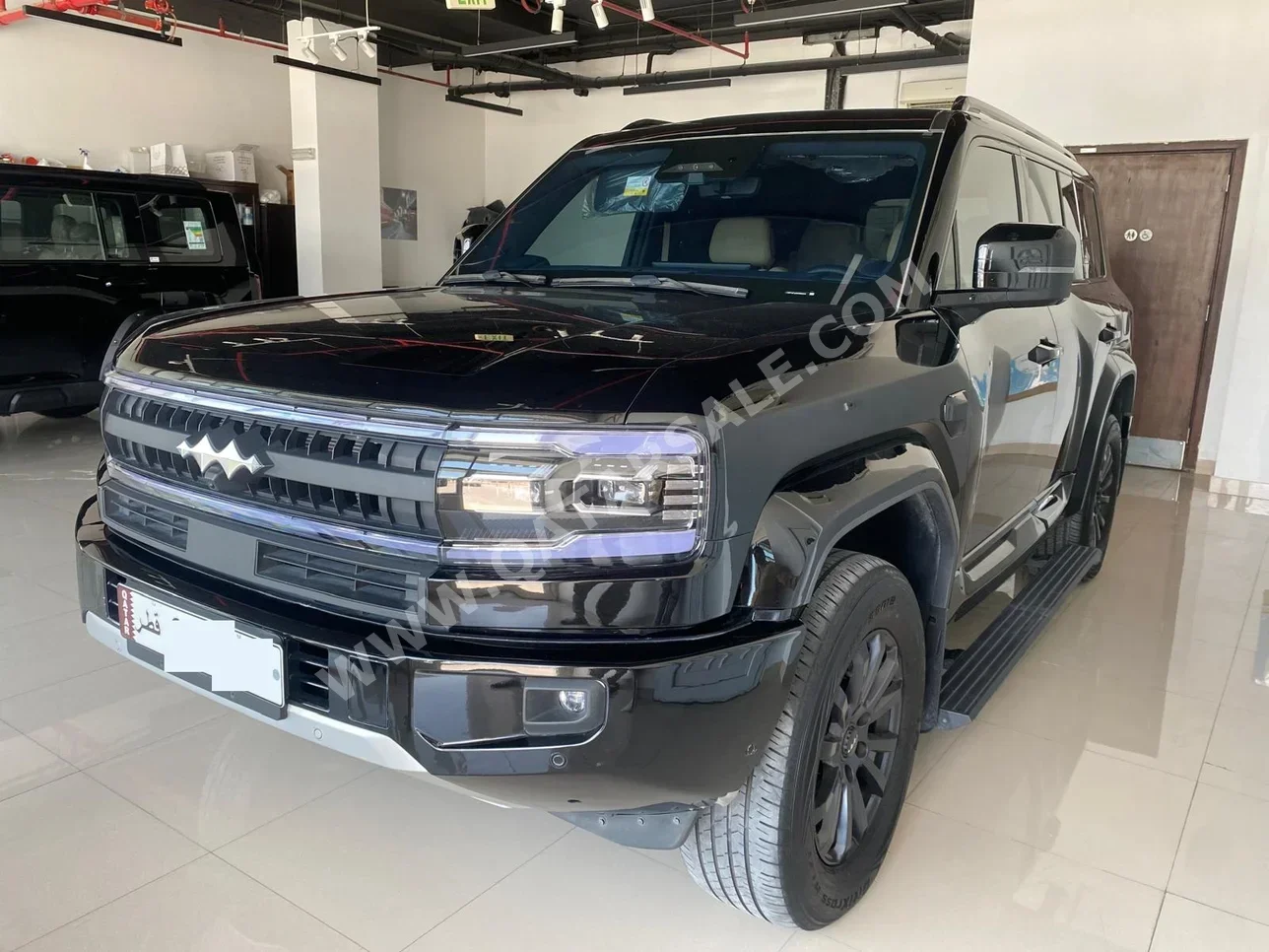BYD  Leopard 5  Ultra 5  2025  Automatic  17,000 Km  4 Cylinder  Four Wheel Drive (4WD)  SUV  Black  With Warranty