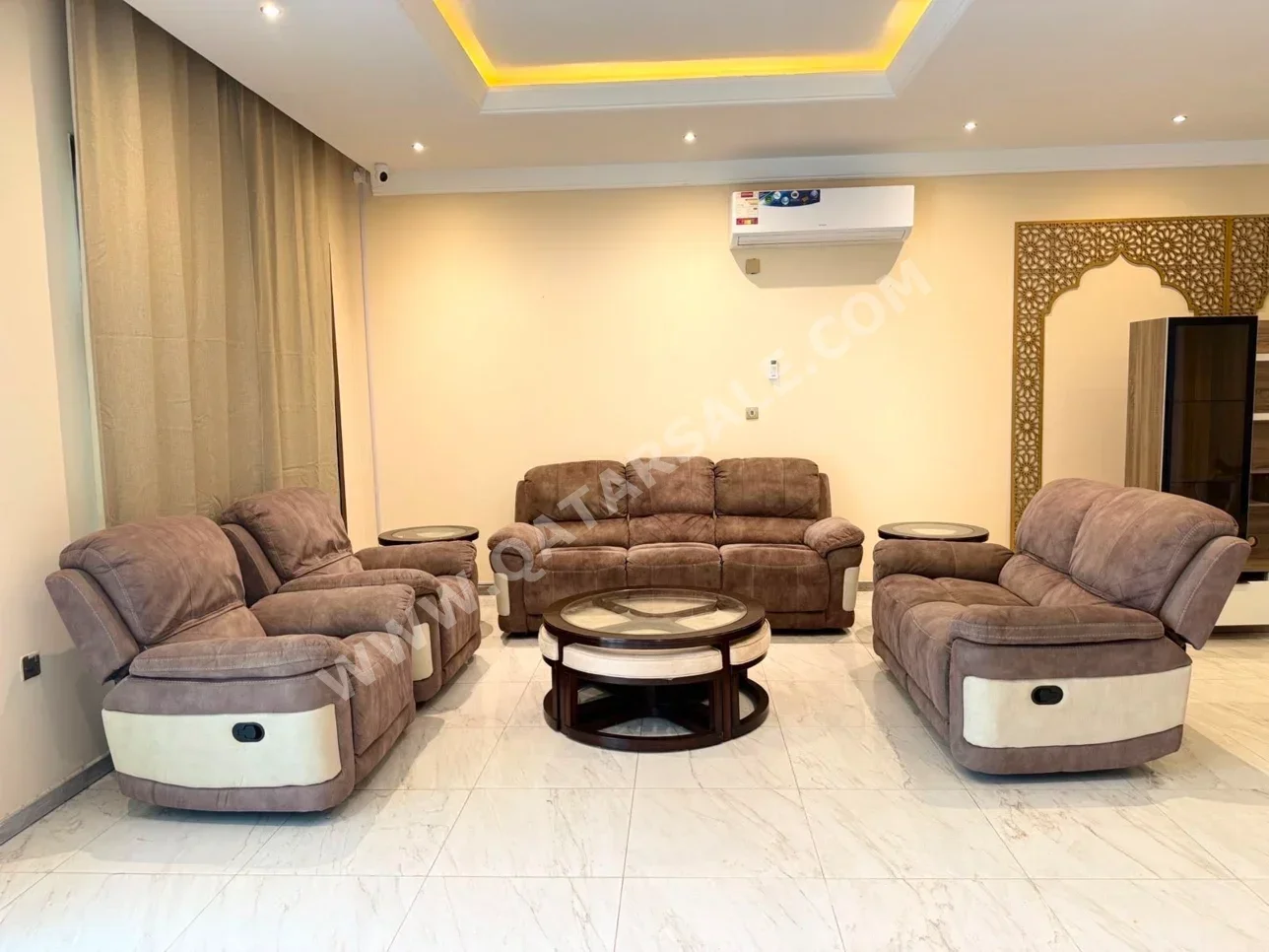 الأرائك والكنب والكراسي هوم سينتر  طقم كنب
