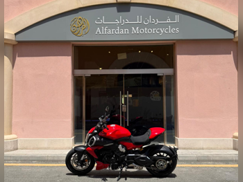 Ducati  Diavel V4 -  2025 - Color Red -  Warranty