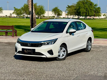 Honda  City  2024  Automatic  21,000 Km  4 Cylinder  Front Wheel Drive (FWD)  Sedan  White  With Warranty