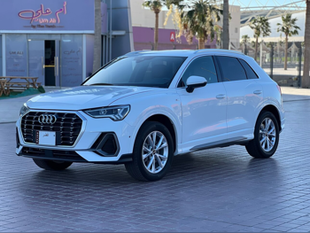 Audi  Q3  Quattro TFSI  2023  Automatic  60,000 Km  4 Cylinder  Four Wheel Drive (4WD)  SUV  White