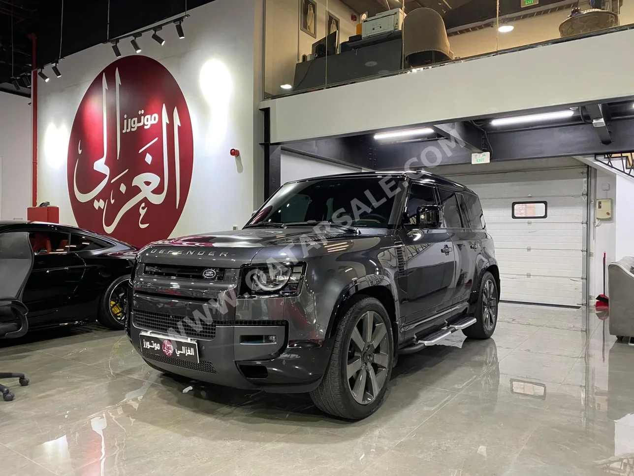 Land Rover  Defender  110 HSE  2026  Automatic  8,000 Km  6 Cylinder  Four Wheel Drive (4WD)  SUV  Carpathian grey  With Warranty