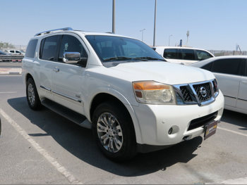 Nissan  Armada  2015  Automatic  344,000 Km  8 Cylinder  Four Wheel Drive (4WD)  SUV  White