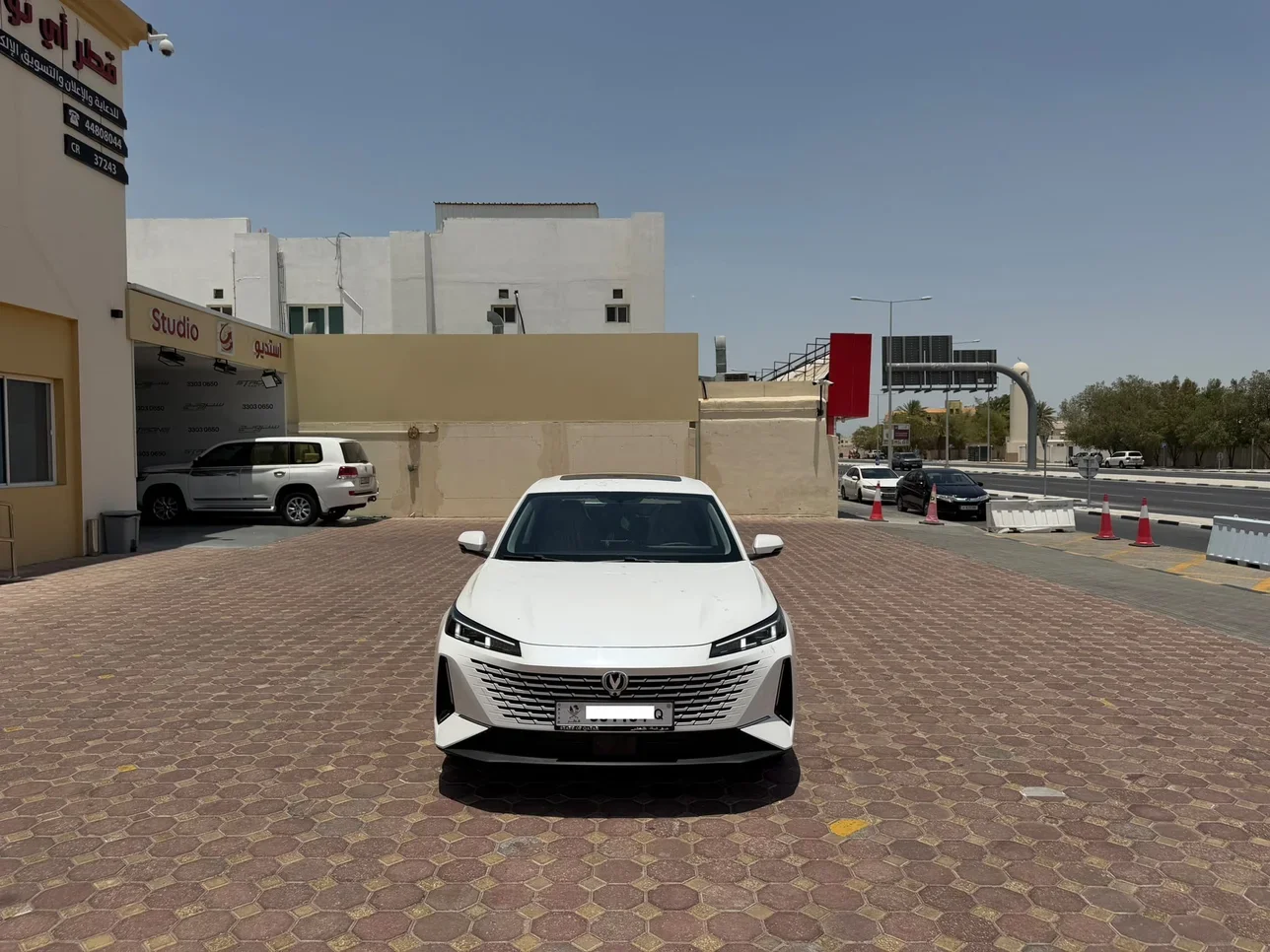 Changan EADO 4 Cylinder Sedan White 2026
