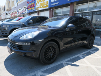 Porsche  Cayenne  2014  Automatic  195,000 Km  6 Cylinder  Four Wheel Drive (4WD)  SUV  Black