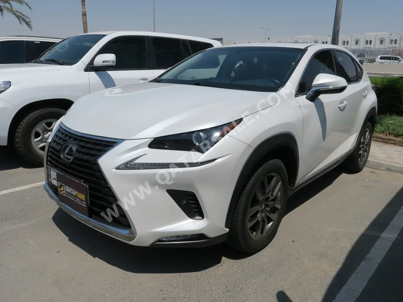 لكزس  ان اكس  300  2018  اوتوماتيك  110,000 كم  4 سلندر  دفع رباعي  اس يو في  أبيض