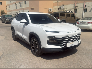 Jetour  Dashing  2024  Automatic  36,000 Km  4 Cylinder  Four Wheel Drive (4WD)  SUV  White  With Warranty