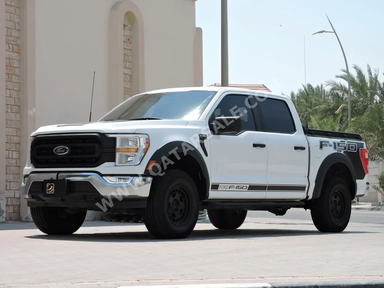 Ford  F  150 XLT  2022  Automatic  126,000 Km  8 Cylinder  Four Wheel Drive (4WD)  Pick Up  White